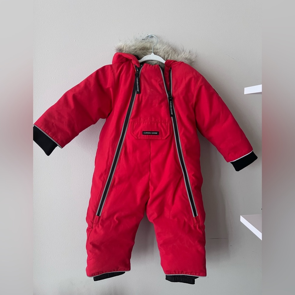CANADA GOOSE Baby snowsuit. AUTHENTIC. Accepting offers